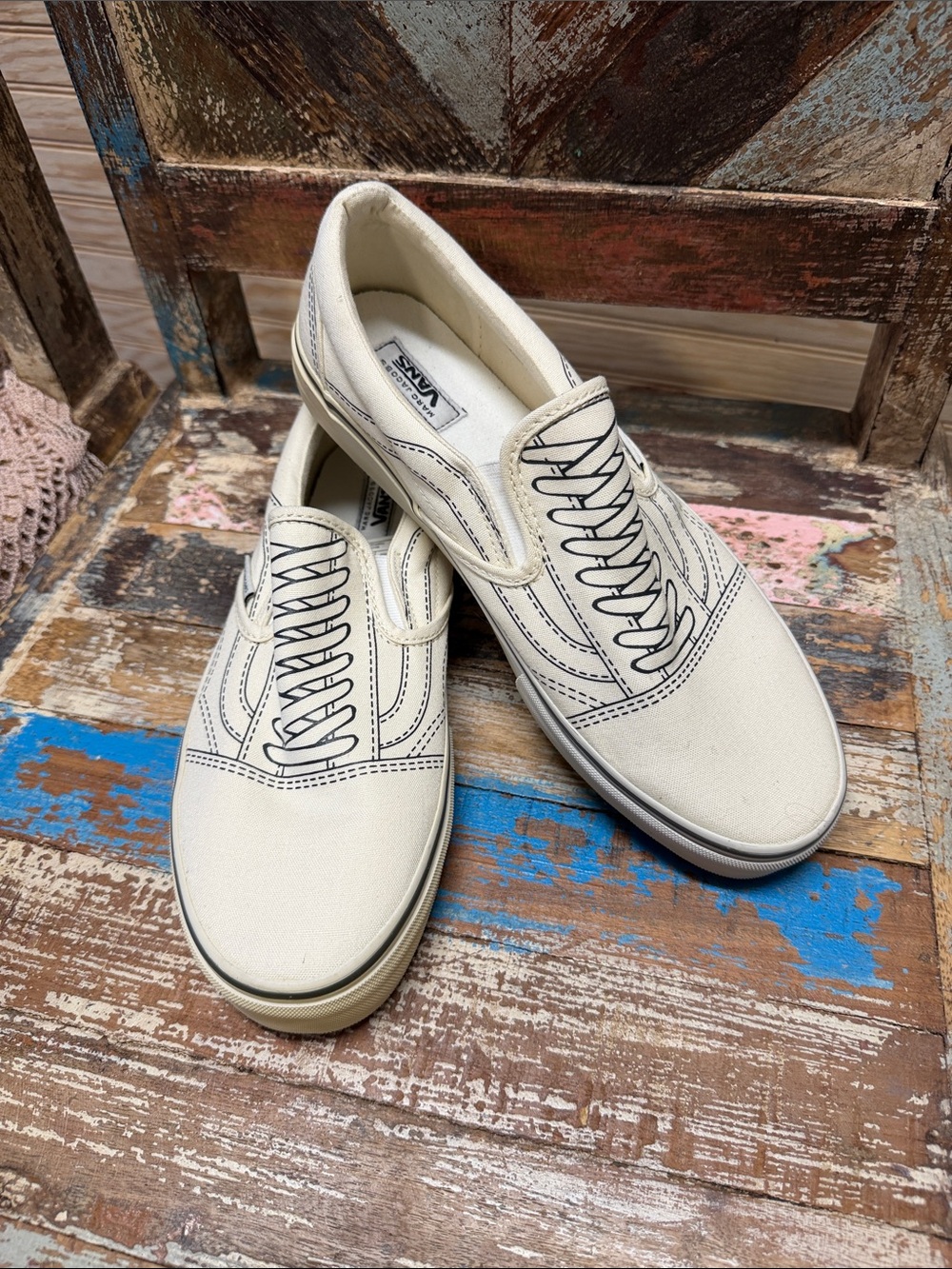 Marc Jacobs Cream Low-Top Canvas Sneakers